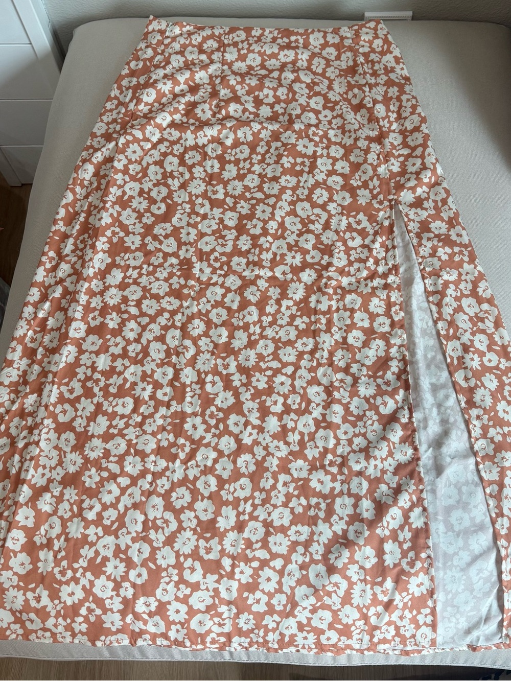 Floral Side-Slit Midi Skirt - Peach & White(Never worn, Ships from Alaska)